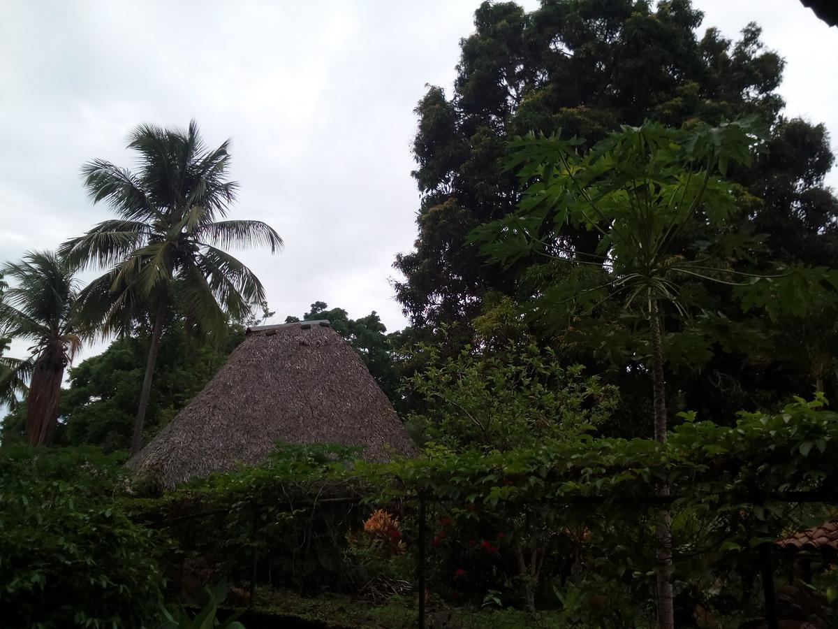 Eco-Lodge El Porvenir. Santa Cruz Kültér fotó